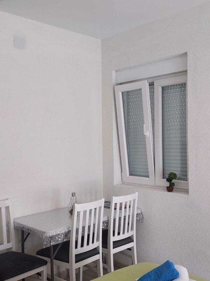Apartment Iva Bijela Kültér fotó
